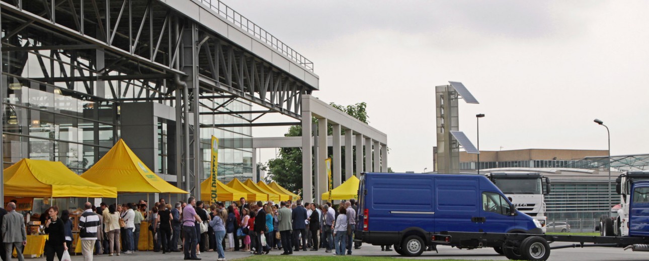 CNH Industrial Village -  Al mercato del villaggio